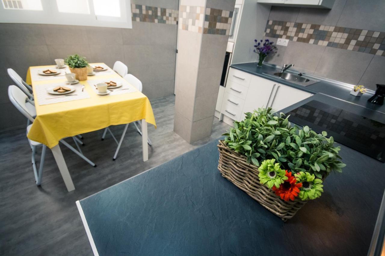 Holidays2Malaga Heredia 3 Bedroom Opposite Malaga Port Εξωτερικό φωτογραφία
